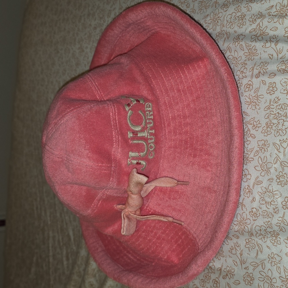 Juicy Couture Terry cloth Bucket Hat